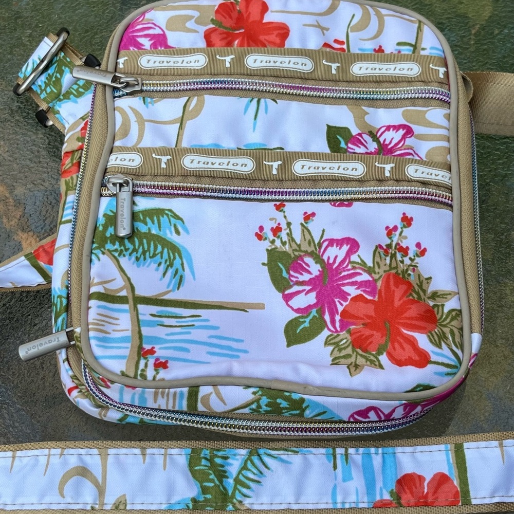 Travelon Tropical Floral Print Organizing Crossbody Bag